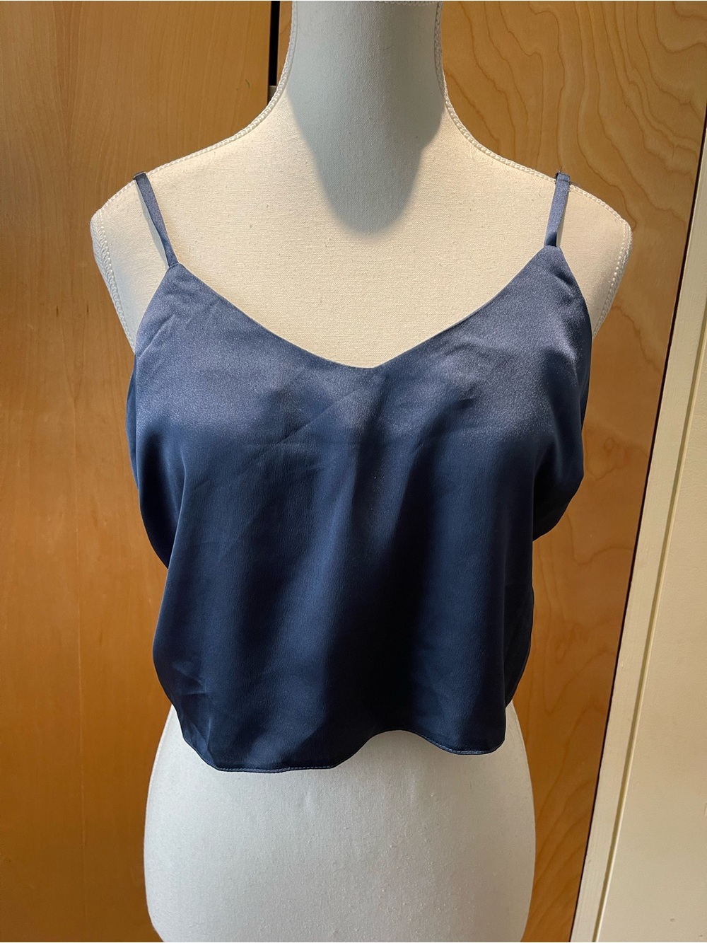 Missguided cami halter crop top size 8